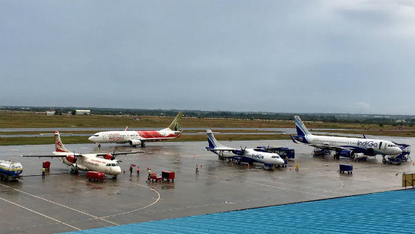 தமிழகத்தில் முதல்முறையாக.. மேலே விமான ஓடுதளம்.. கீழே 4 வழிச்சாலை.. சூப்பராக மாறப்போகும் மதுரை | super plan madurai airport : Road under airport runway for the first time in ...