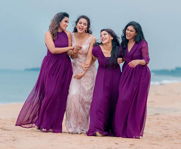 தோழிகளுக்கும் நலுங்கு