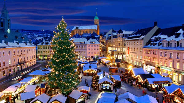 Christmas: Celebrations started in European countries Christmas: Celebrations started in European countries