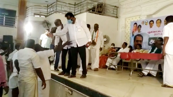 Pudukottai Congress executives complain about DMK Pudukottai Congress executives complain about DMK