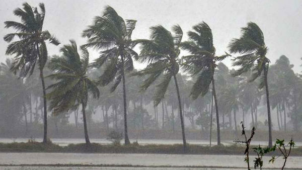 புயல் கரையை கடக்கும்