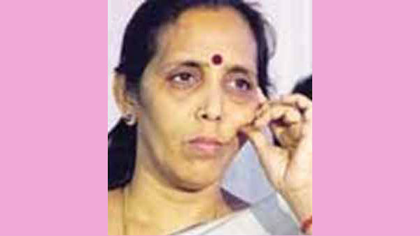 DMK MLA Poongothai Alladi Aruna attempts suicide DMK MLA Poongothai Alladi Aruna attempts suicide