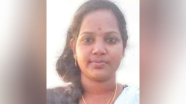 சுடுகாட்டில் போராட்டம்