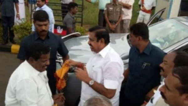 Nivar : Appreciate the work of government employees who travel with life - Chief Minister Palanisamy Nivar : Appreciate the work of government employees who travel with life - Chief Minister Palanisamy