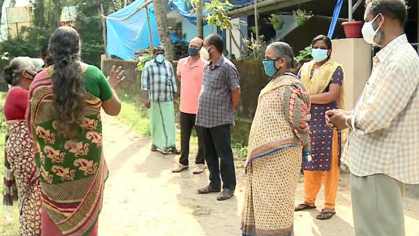 The people of Kalpetta area have decided to vote only for those who catch monkeys The people of Kalpetta area have decided to vote only for those who catch monkeys