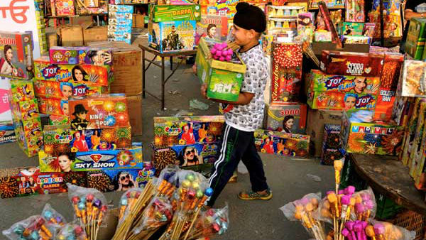 Fireworks ban in Rajasthan 8 lakh workers livelihood affected Fireworks ban in Rajasthan 8 lakh workers livelihood affected