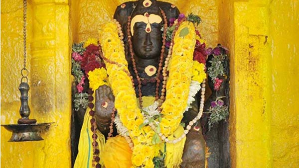 குருவின் பார்வை பலம்