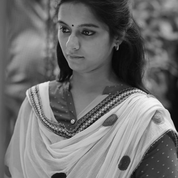 எங்கே அந்த சிரிப்பு