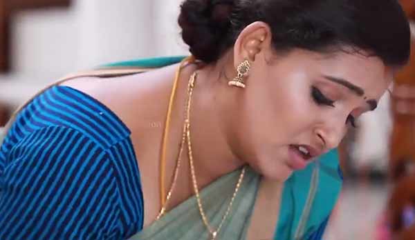 வச்சு செய்றாங்களே