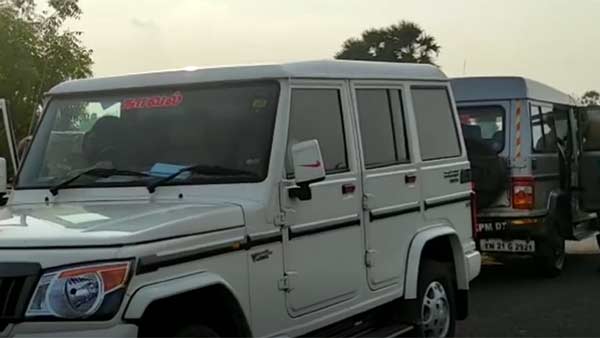 போலீசில் சரண்
