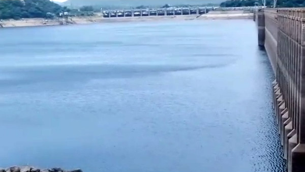 people happy over water level of Mettur Dam has reached 100 feet for the 4th time people happy over water level of Mettur Dam has reached 100 feet for the 4th time