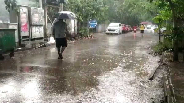 தண்ணீர்