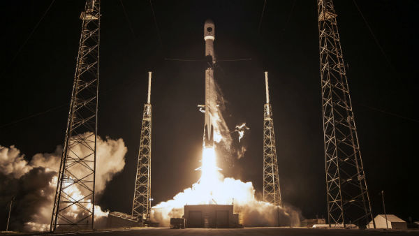 4 astronauts in space X craft launched to ISS 4 astronauts in space X craft launched to ISS