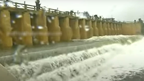 Reduction in water opening in Chembarambakkam Lake from 9,300 feet per second to 5,016 cubic feet Reduction in water opening in Chembarambakkam Lake from 9,300 feet per second to 5,016 cubic feet