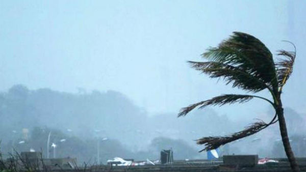 Heavy rain: Residents evacuate old buildings - TamilNadu Disaster Management Heavy rain: Residents evacuate old buildings - TamilNadu Disaster Management