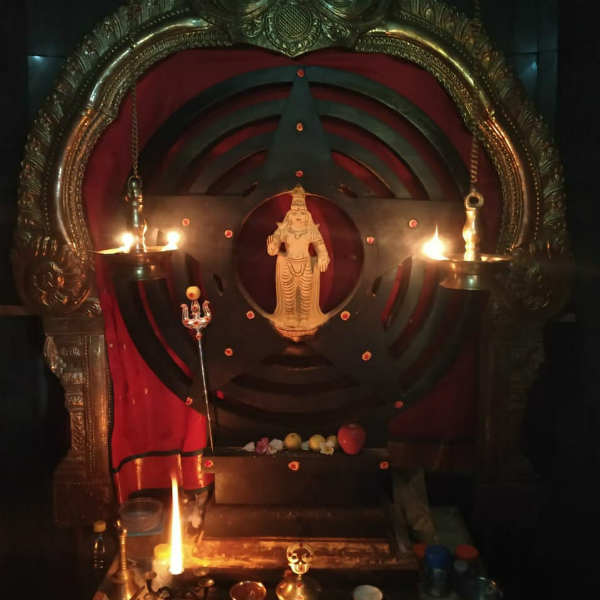 நவகிரகங்கள் 27 நட்சத்திரங்கள்