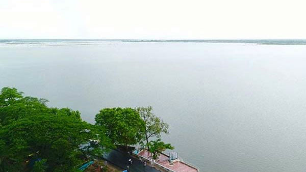 Nivar storm across the coast: Unusual Veeranam lake, Wave rage up to 2 feet Nivar storm across the coast: Unusual Veeranam lake, Wave rage up to 2 feet