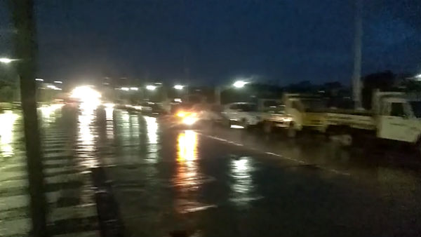 Nivar puyal heavy rain Power Cut in Chennai Nivar puyal heavy rain Power Cut in Chennai