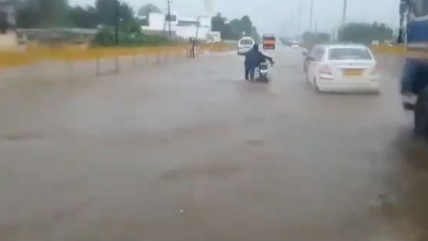 Vellore gets 10 cm rain in just 4 hours Vellore gets 10 cm rain in just 4 hours