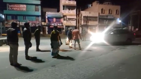 A 40-year-old woman in Tirupathur fixed traffic under the influence of alcohol A 40-year-old woman in Tirupathur fixed traffic under the influence of alcohol
