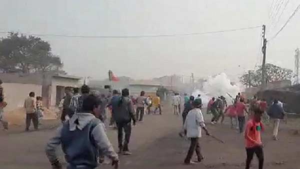 BJP, TMC workers clash in west bengal; Several injured BJP, TMC workers clash in west bengal; Several injured