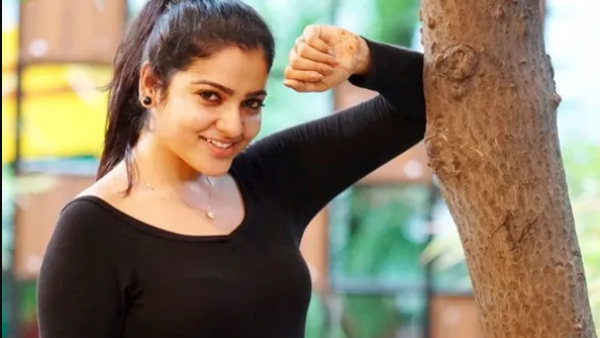 ரசிகர்கள் மனதில் இடம்