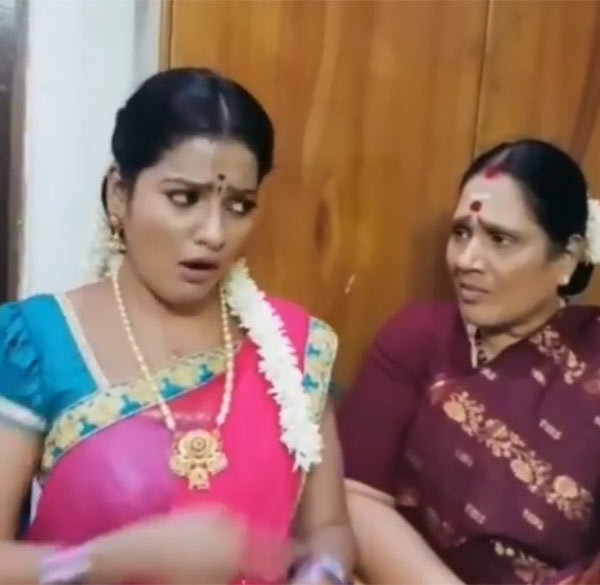 நிஜமான மகளாக இருந்தார்