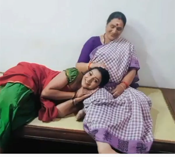 தினறும் ரசிகர்கள்