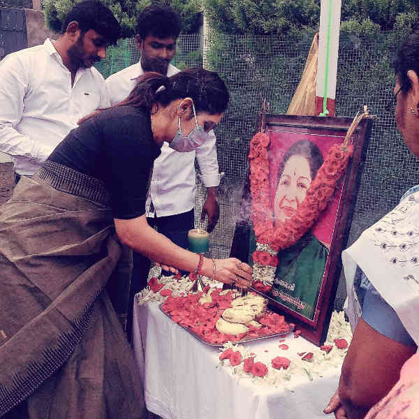 Jayalalitha 4th Anniversary Commemorative Jayalalitha 4th Anniversary Commemorative