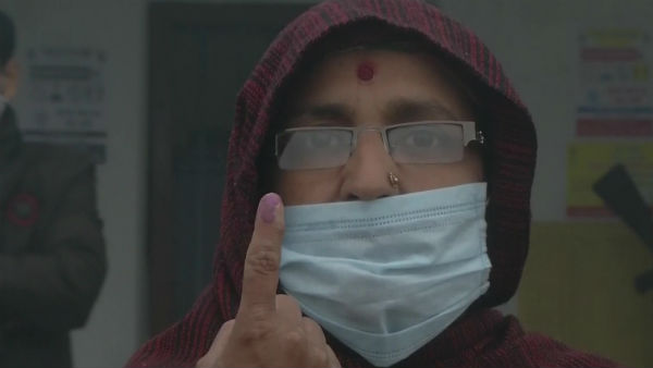 Jammu and Kashmir: Polling underway for the sixth phase of DDC elections Jammu and Kashmir: Polling underway for the sixth phase of DDC elections