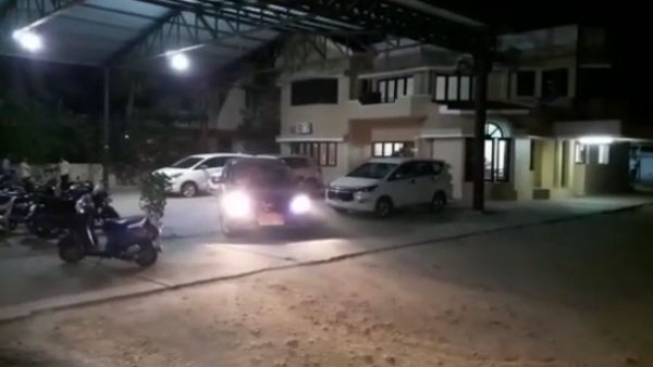 IT raid happening at more than 5 places owned by a well-known construction company in Erode IT raid happening at more than 5 places owned by a well-known construction company in Erode