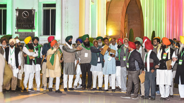 Centre- Farmers talks ended after 7 hours Centre- Farmers talks ended after 7 hours