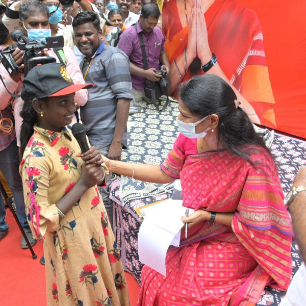 கனிமொழி அட்வைஸ்