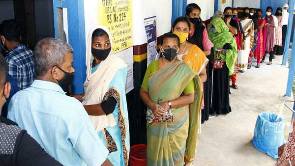 இழப்பு யாருக்கு?