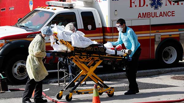 US records coronavirus cases 2,13,429 in 24 hours US records coronavirus cases 2,13,429 in 24 hours