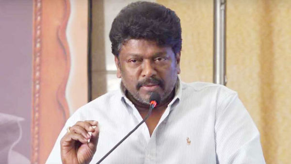 அரசியலுக்கு வர வேண்டும்
