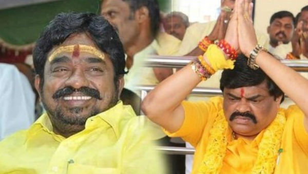 அதிமுகவில் கலகம்