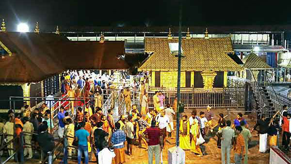 Maharavilaku Puja at Sabarimala: Devotees are not allowed to stay in huts on Maharajothi dharisanam Maharavilaku Puja at Sabarimala: Devotees are not allowed to stay in huts on Maharajothi dharisanam