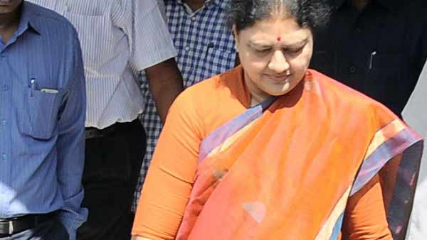 VK Sasikala applies for early release in Disproportionate assets case VK Sasikala applies for early release in Disproportionate assets case