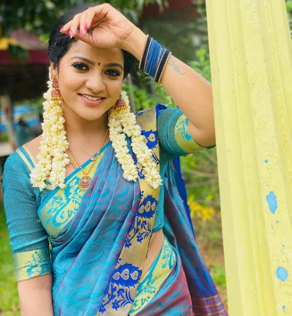 கல்லூரிக் காலத்திலேயே நடிப்பு