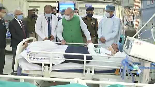 Home Minister Amit Shah meets Police personnel, injured in the violence Home Minister Amit Shah meets Police personnel, injured in the violence