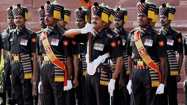 வெளிநாட்டு ராணுவம்