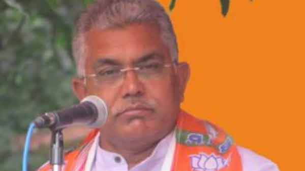 Bengal BJP chief unfurls Tricolour upside down Bengal BJP chief unfurls Tricolour upside down