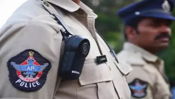 கடவுளால் உருவான கொரோனா