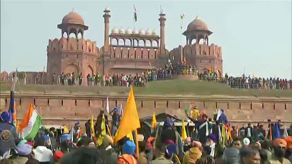 A timeline on farmers raised flag at Red Fort on Republic Day A timeline on farmers raised flag at Red Fort on Republic Day