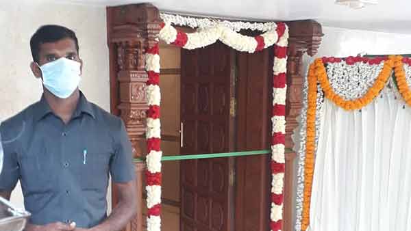 தங்கம், வெள்ளி நகைகள்