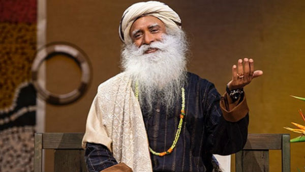 Sadhguru Jaggi Vasudev wants TN temples to be run by devotees Sadhguru Jaggi Vasudev wants TN temples to be run by devotees
