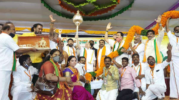 பிரதமர் உறுதுணை