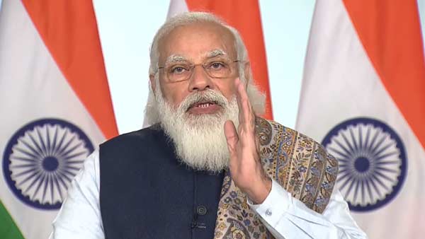 PM Narendra Modi advises not to leave social distances after vaccine injected PM Narendra Modi advises not to leave social distances after vaccine injected