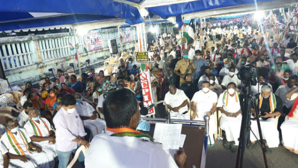 சனிக்கிழமை இரவிலும் போராட்டம்